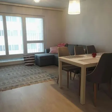 Uusi Tilava Kaksio Jyvaeskylaen Ydinkeskustassa 53 M2 * Jyväskylä