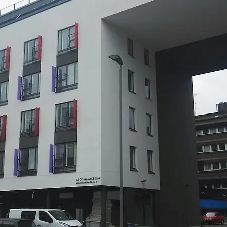 Uusi Tilava Kaksio Jyvaeskylaen Ydinkeskustassa 53 M2 דירה Jyväskylä