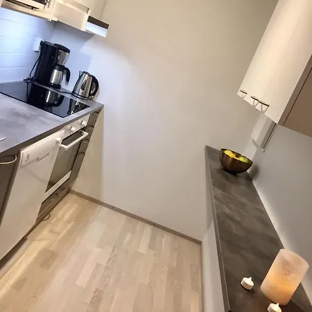 Uusi Tilava Kaksio Jyvaeskylaen Ydinkeskustassa 53 M2 דירה *
