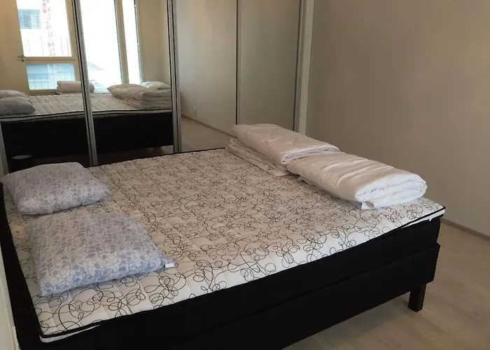 Uusi Tilava Kaksio Jyvaeskylaen Ydinkeskustassa 53 M2 Apartamento Jyväskylä