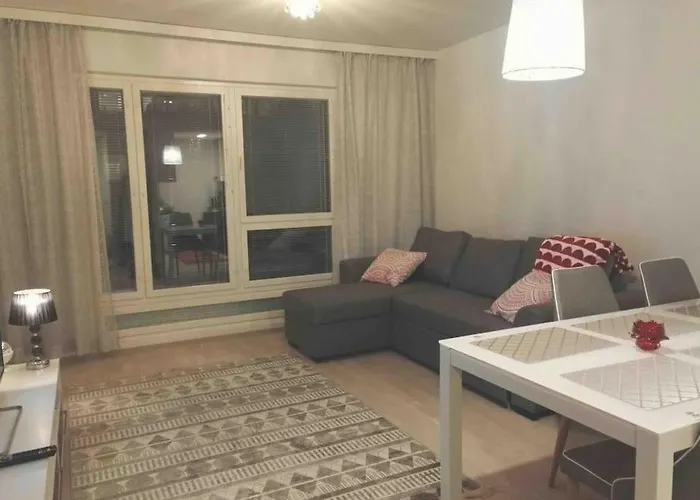 Uusi Tilava Kaksio Jyvaeskylaen Ydinkeskustassa 53 M2 Apartamento