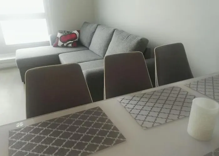 Uusi Tilava Kaksio Jyvaeskylaen Ydinkeskustassa 53 M2