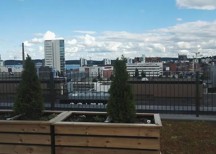 Uusi Tilava Kaksio Jyvaeskylaen Ydinkeskustassa 53 M2